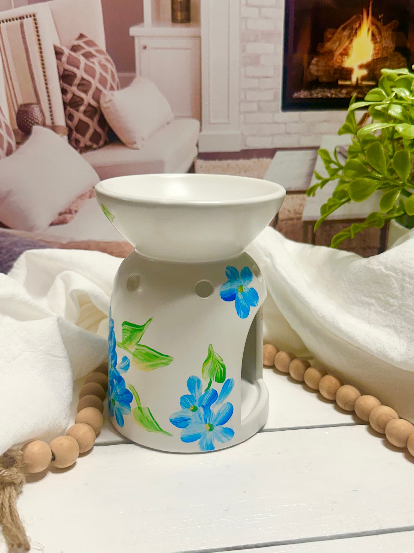 Blue Hydrangea Hand-Painted Wax Warmer