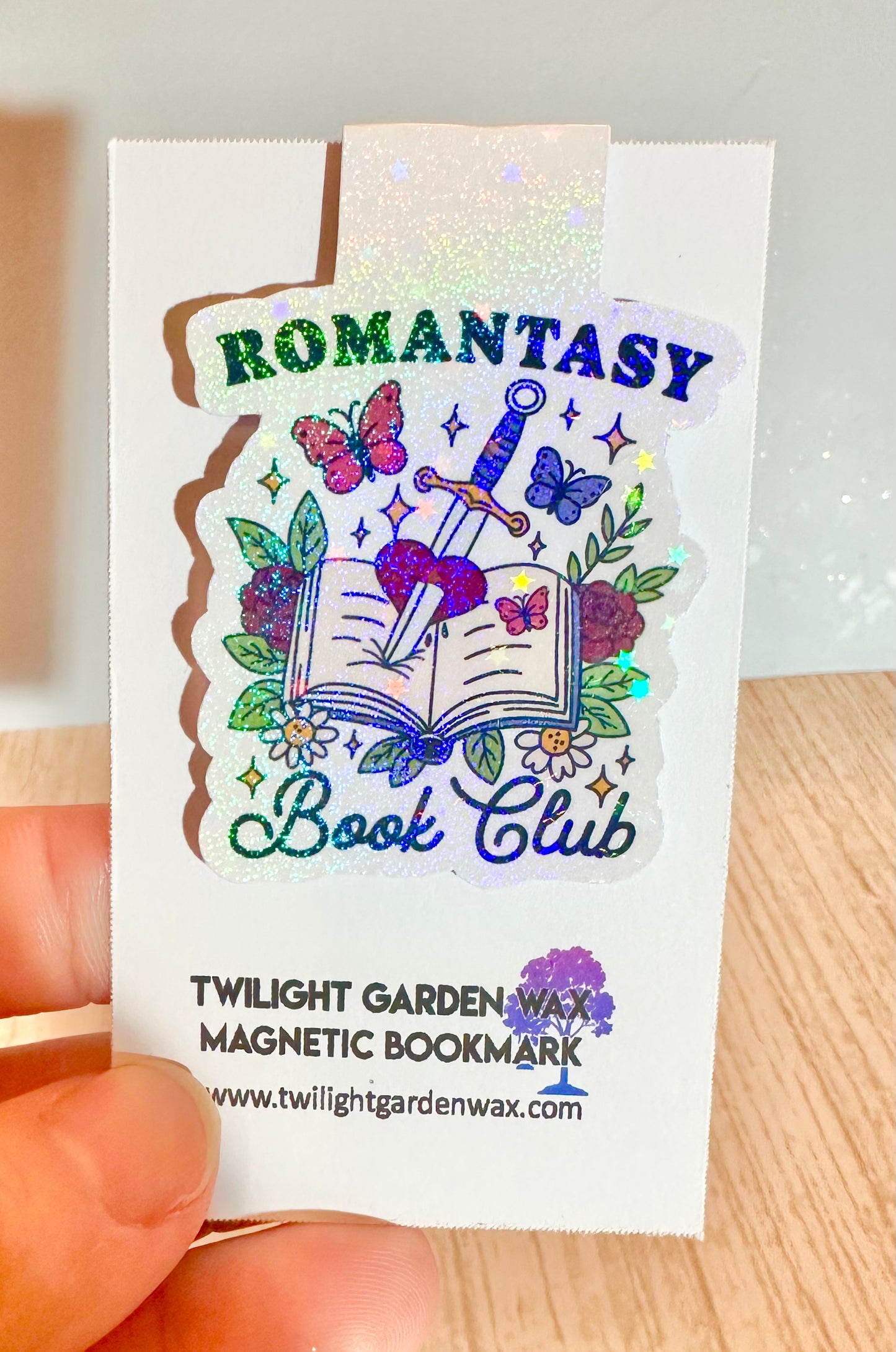 Romantasy Book Club Magnetic Bookmark