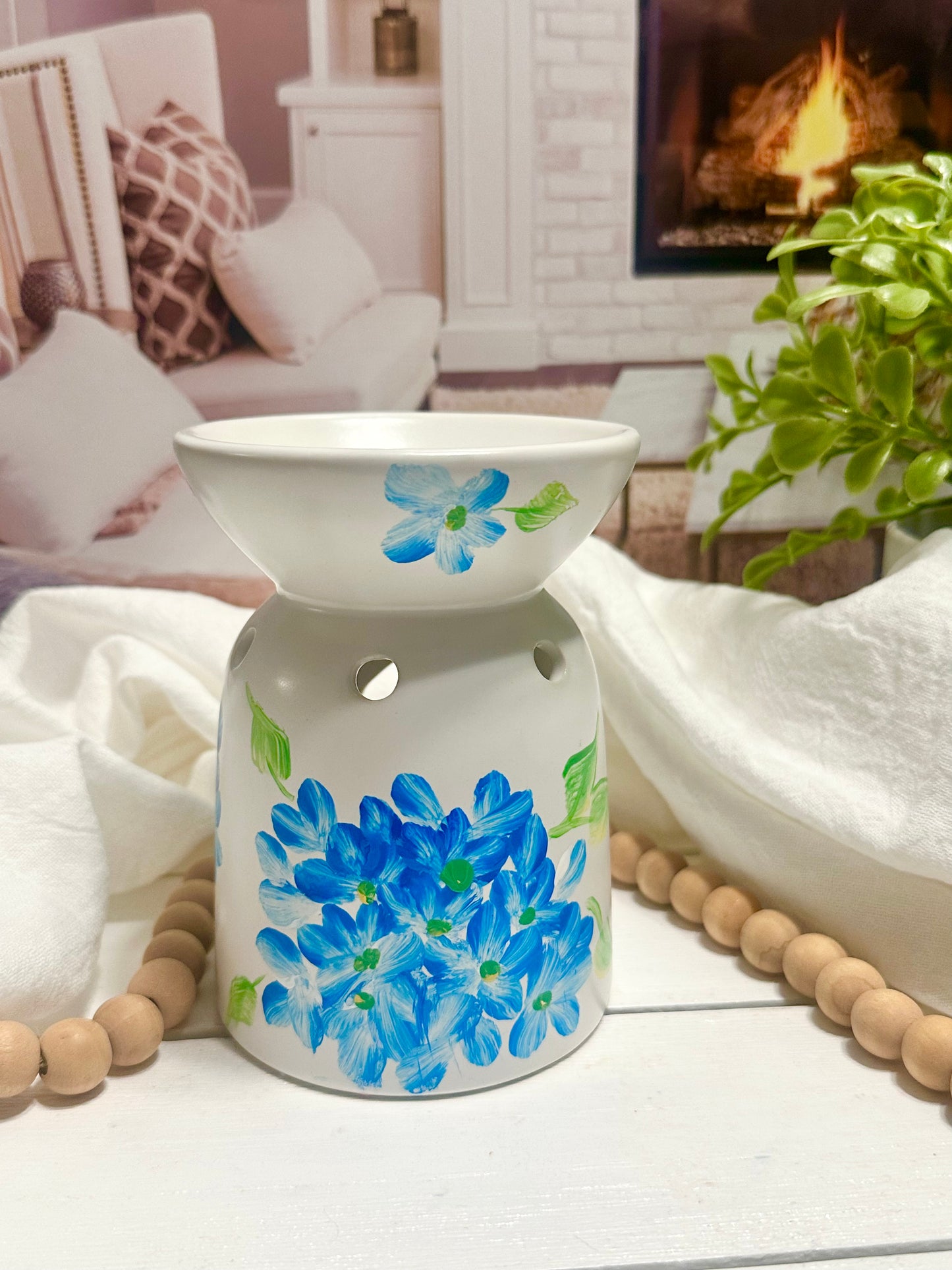 Blue Hydrangea Hand-Painted Wax Warmer