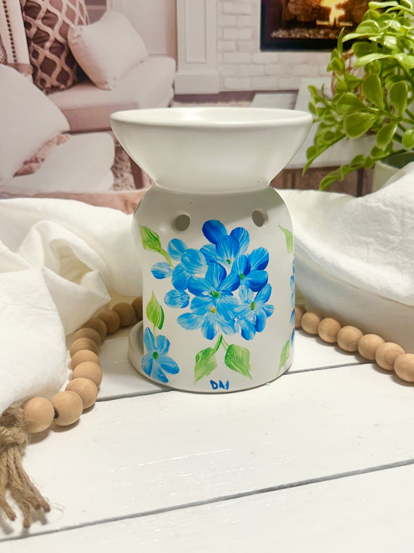 Blue Hydrangea Hand-Painted Wax Warmer