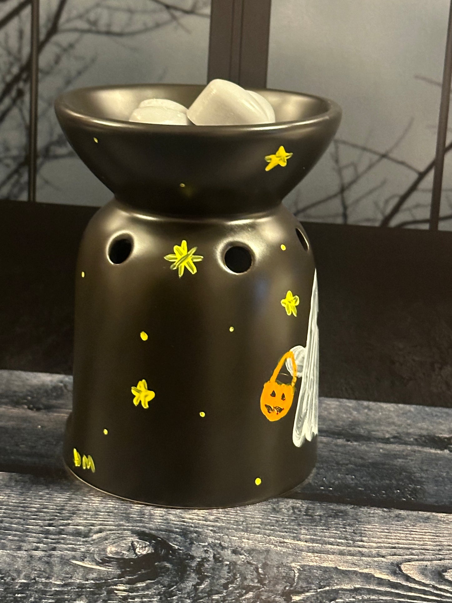 Trick or Treat Ghost Hand-Painted Wax Warmer